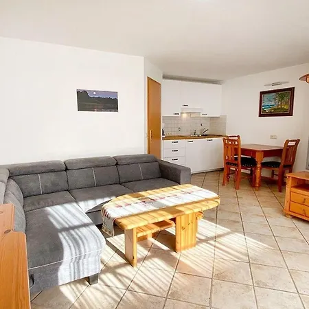Haus Kleist 2 Links Prerow